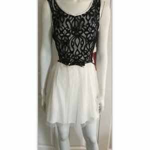 NWT A. Byer Lace Ruffle Belt Party Dress Size 13
